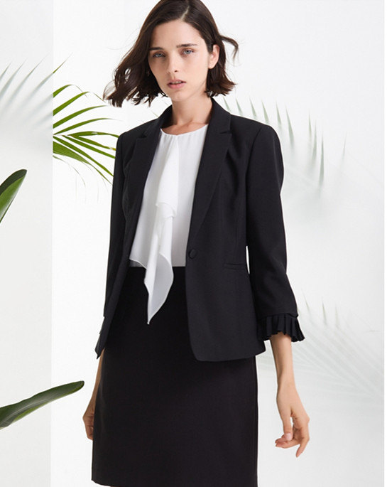 秋冬季工作服定做要滿足四大需求