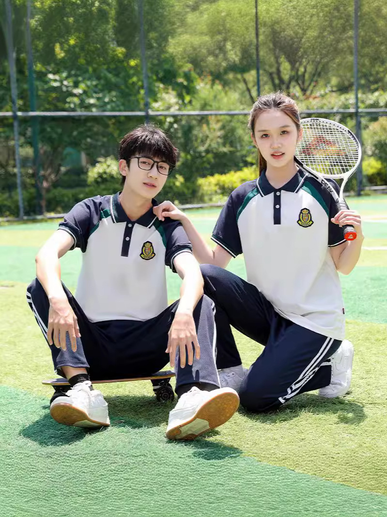 新款校服選擇廠家訂做需要注意什么？